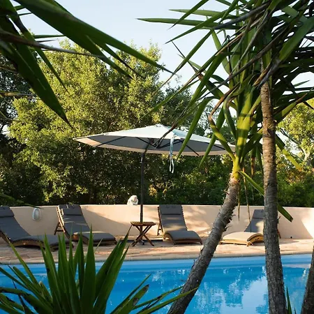 A Foresta Piscine Privee Villa Sotta
